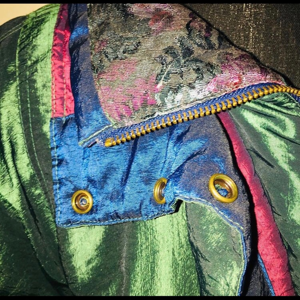Be in the current seen CS coat